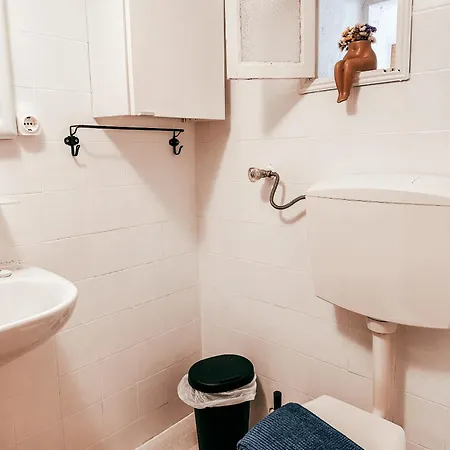 Lägenhet Typical By Gt House *